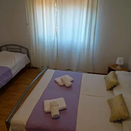 Appartement In 41681
