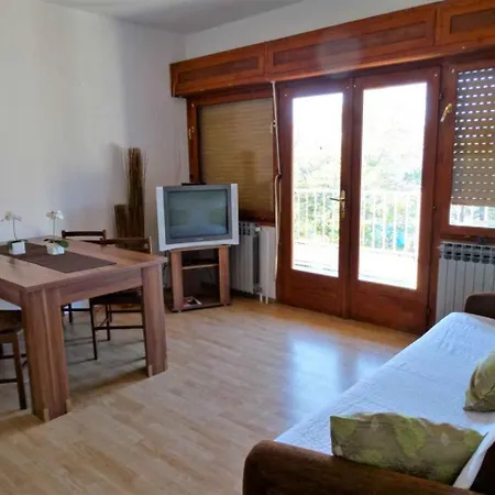 Lägenhet In 41681 Crikvenica