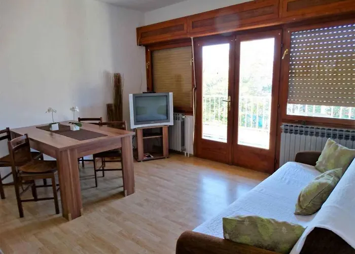 Lägenhet In 41681 Crikvenica